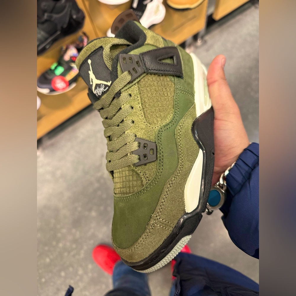 Retro 4’s